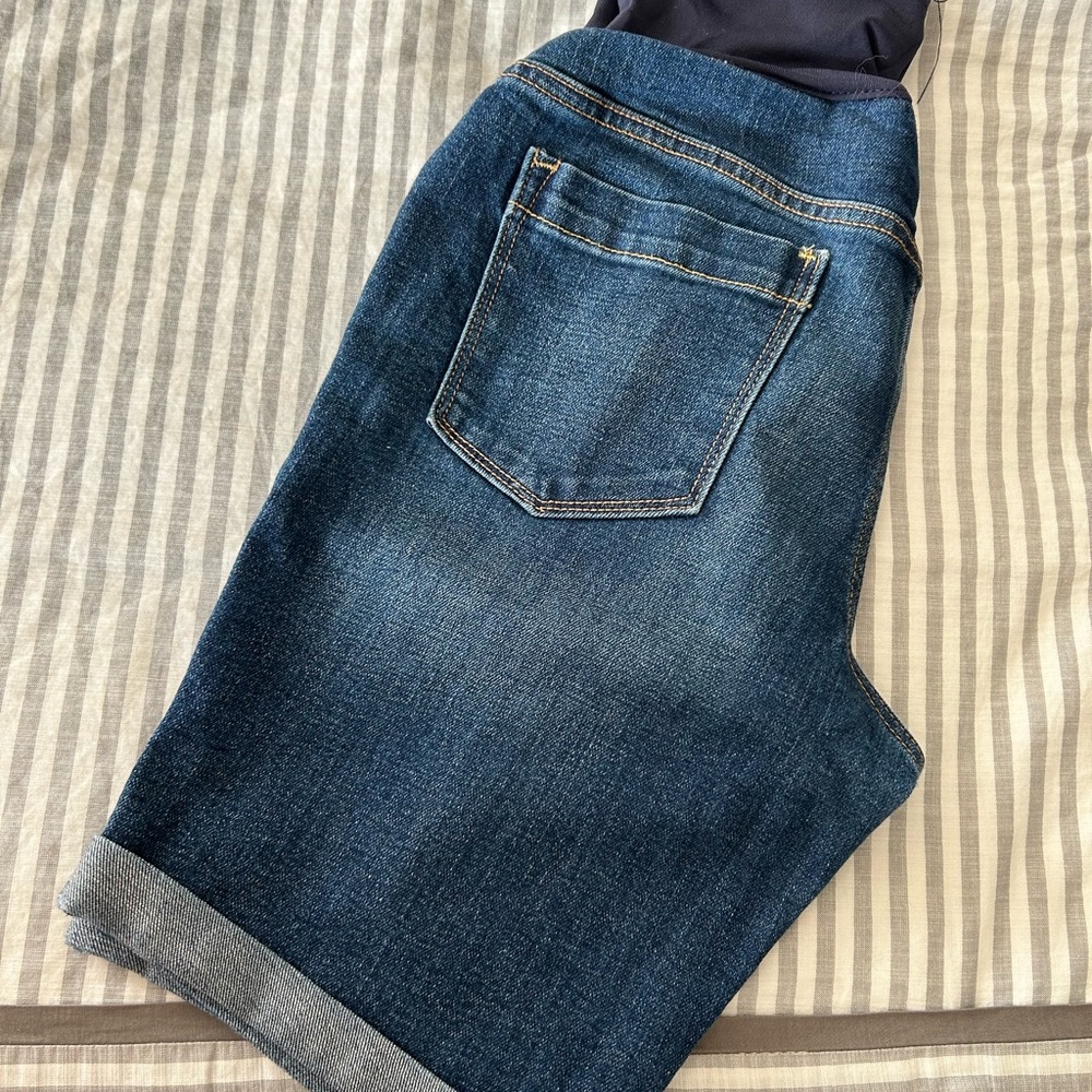 Maternity Denim shorts size 4